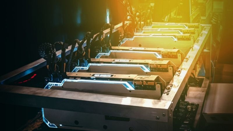 Bullish-Rated USDe (USDE) Rises Sunday to $0.9999664115